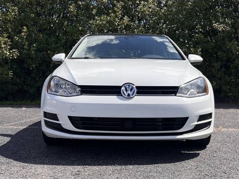Used 2017 Volkswagen Golf Wolfsburg Edition FWD image 11