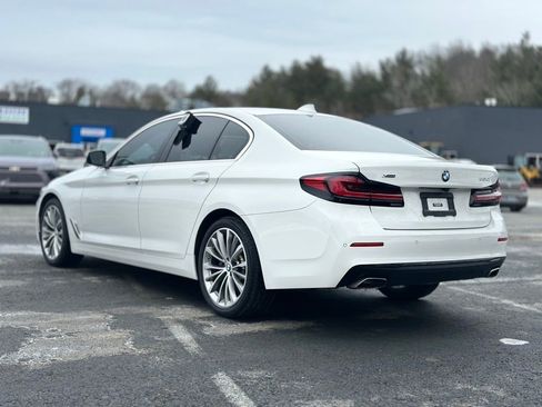 Used 2023 BMW 530i xDrive w/ Premium Package image 4