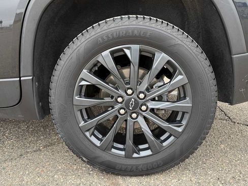 Used 2023 Chevrolet Traverse RS AWD/4WD image 31