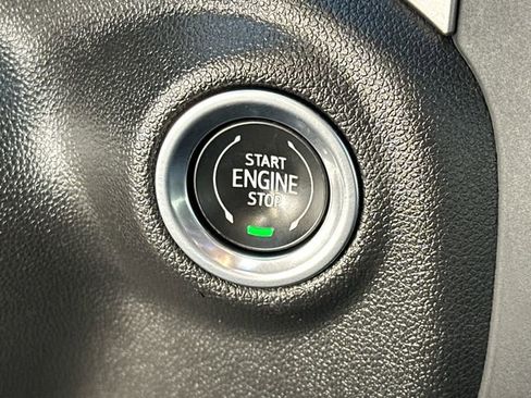 Used 2022 Chevrolet Silverado 1500 Custom image 33