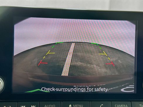 Used 2025 Nissan Altima 2.5 SV image 21