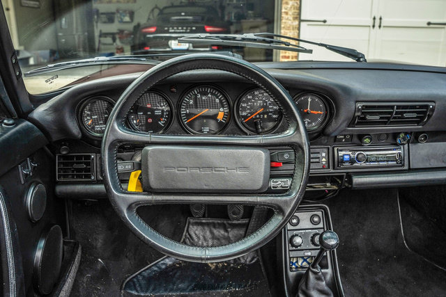 Used 1988 Porsche 911 Carrera RWD image 46