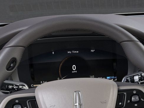 New 2024 Lincoln Corsair Grand Touring image 13