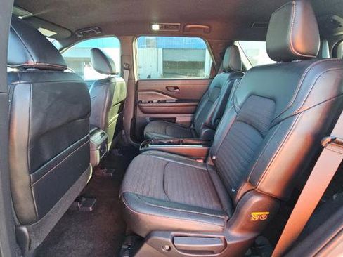 Used 2023 Nissan Pathfinder Rock Creek image 10