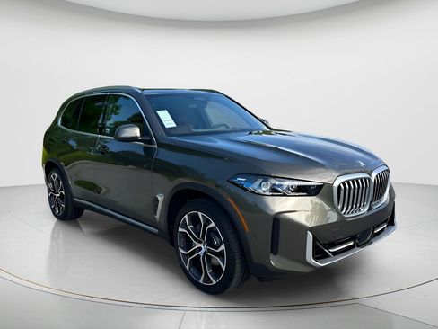 Used 2026 BMW X5 xDrive40i AWD/4WD image 3