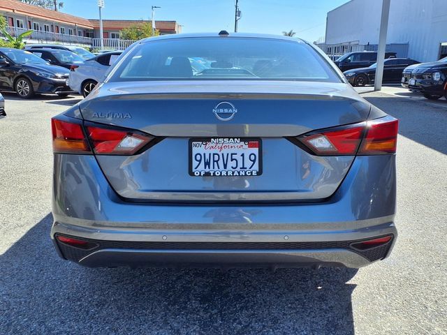 Used 2025 Nissan Altima 2.5 S FWD image 19