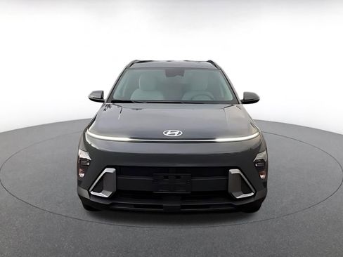 Used 2025 Hyundai Kona SEL image 4