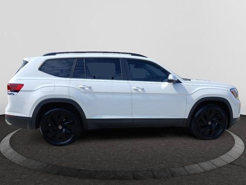 Used 2025 Volkswagen Atlas SE w/ Panoramic Sunroof Package FWD image 8