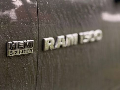 Used 2012 RAM 1500 Express image 16