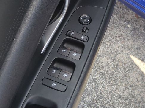 Used 2024 Hyundai Elantra SEL FWD image 15