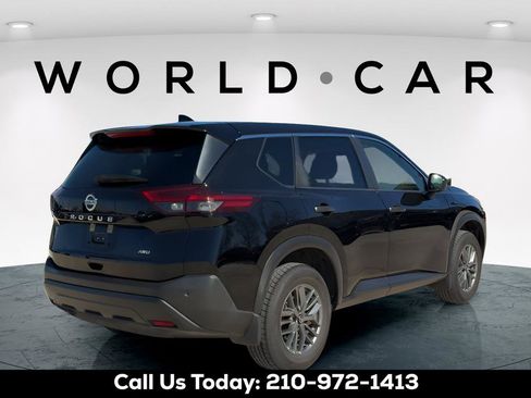 Used 2021 Nissan Rogue S AWD/4WD image 7