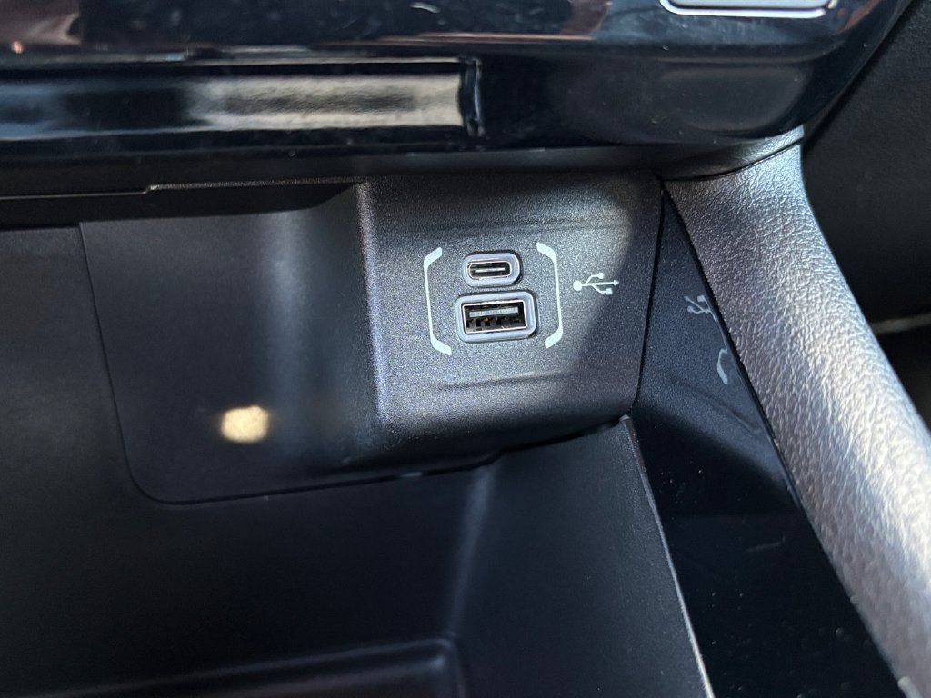 Used 2025 Jeep Compass Limited AWD/4WD image 27