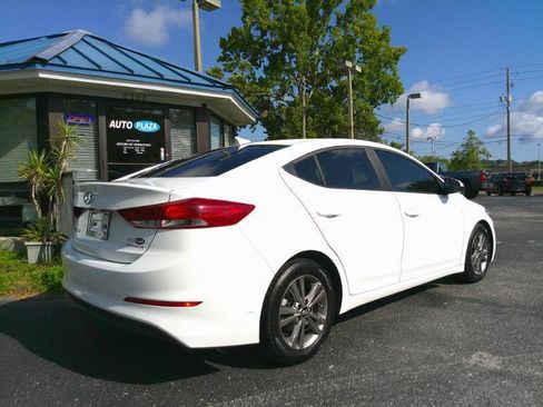 Used 2018 Hyundai Elantra SEL image 5