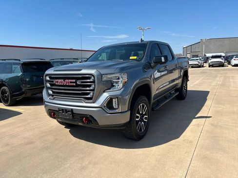 Used 2020 GMC Sierra 1500 AT4 w/ AT4 Preferred Package AWD/4WD image 1