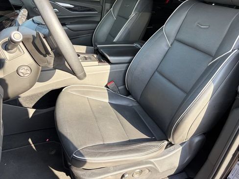 Used 2021 Cadillac Escalade Sport w/ Driver Assist Tech Package AWD/4WD image 6