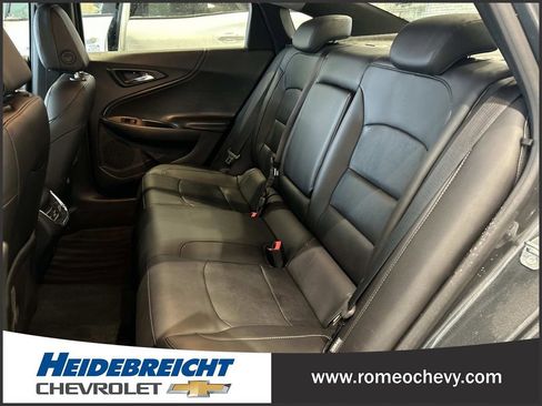 Used 2016 Chevrolet Malibu LT w/ Leather Package image 13