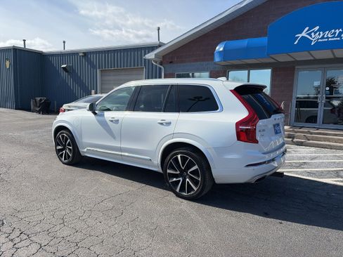Used 2021 Volvo XC90 T8 Inscription Expression image 3