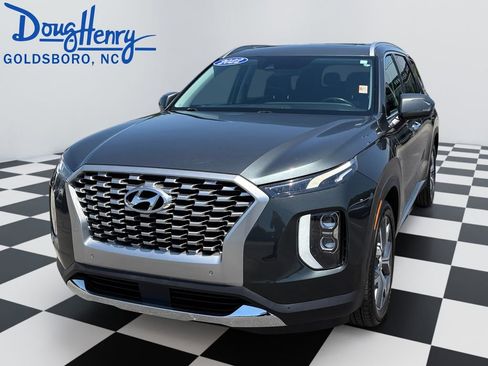 Used 2022 Hyundai Palisade SEL w/ 8P Bench Seat Package FWD image 1