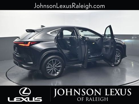 New 2026 Lexus NX 350h FWD image 30