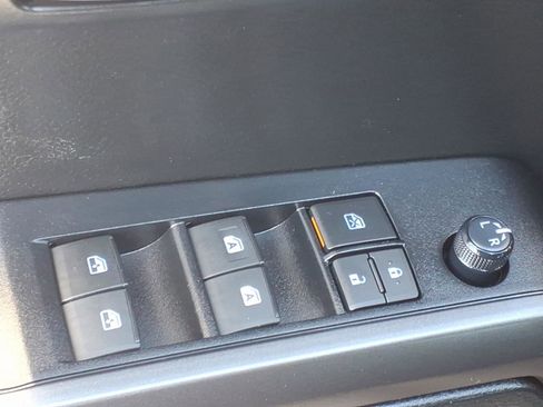 Certified 2021 Toyota Tacoma TRD Off-Road w/ Technology Package image 14