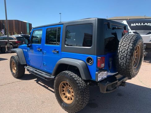 Used 2015 Jeep Wrangler Unlimited Sport w/ Quick Order Package 24S AWD/4WD image 5