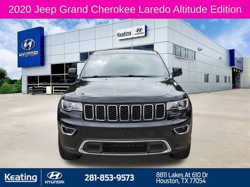 Used 2020 Jeep Grand Cherokee Altitude RWD image 2