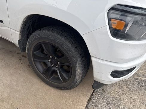 Used 2022 RAM 1500 Lone Star w/ Night Edition RWD image 4