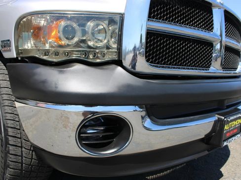 Used 2004 Dodge Ram 1500 Truck ST RWD image 5