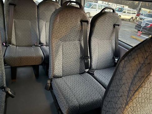 Used 2010 Ford E-250 and Econoline 250 Extended image 22