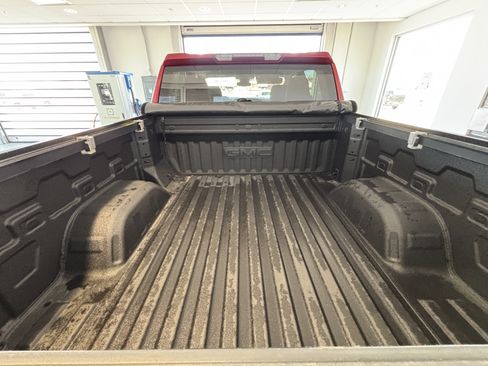 Used 2024 GMC Sierra 1500 Elevation w/ LPO, Elevation Black Package image 5