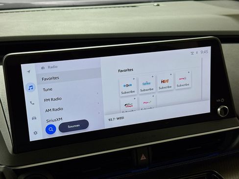 Used 2024 Toyota Prius XLE image 17