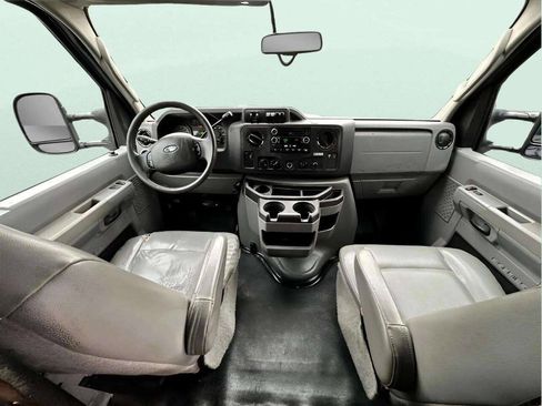 Used 2011 Ford E-250 and Econoline 250 Extended w/ Commercial Cargo Van Pkg image 11