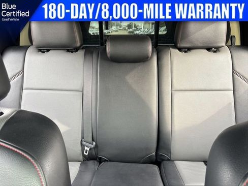 Used 2019 Toyota Tacoma TRD Off-Road image 16