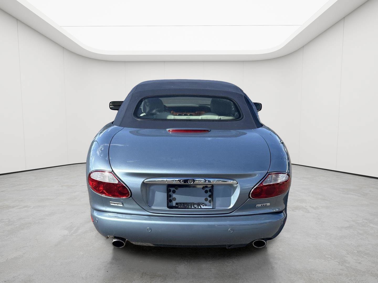 Used 2005 Jaguar XK8 Convertible RWD image 5