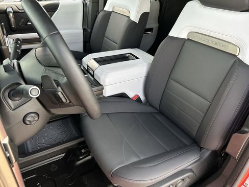 New 2025 GMC Hummer EV 3X image 20