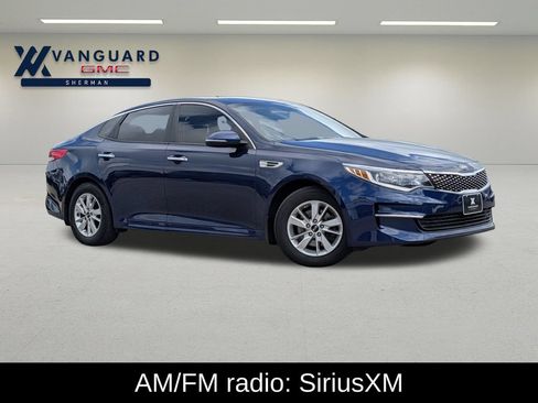 Used 2017 Kia Optima LX FWD image 1