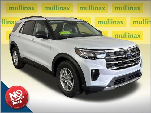 New 2026 Ford Explorer Active w/ Active Comfort Package RWD image 1
