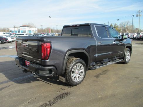 Used 2022 GMC Sierra 1500 Denali image 4