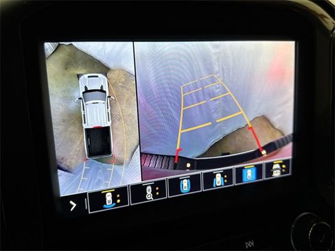 Certified 2020 Chevrolet Silverado 2500 LTZ w/ LTZ Premium Package image 21