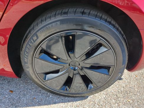 Used 2025 Tesla Model 3 Long Range image 33