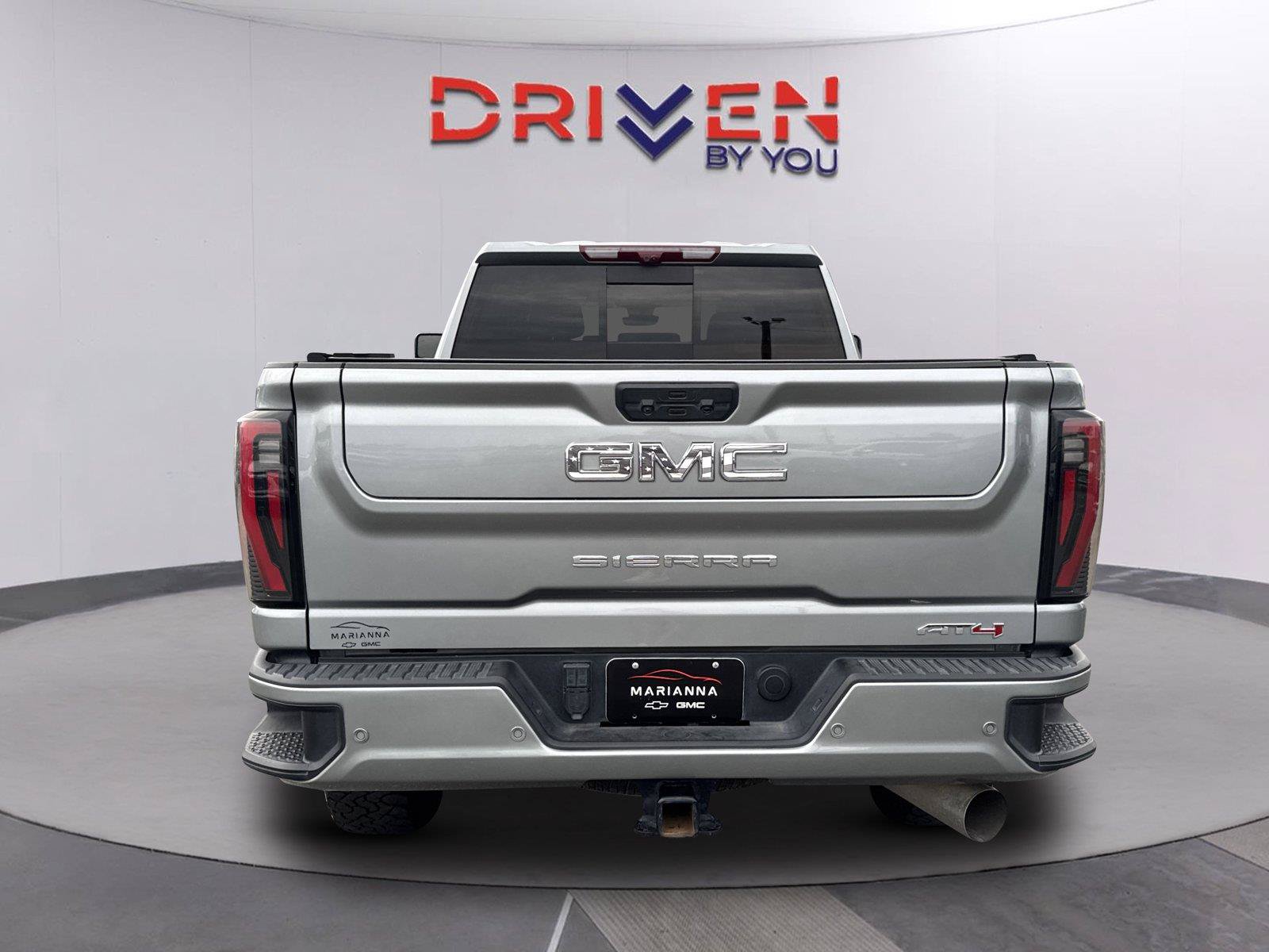 Used 2025 GMC Sierra 2500 AT4 w/ AT4 Premium Plus Package AWD/4WD image 5