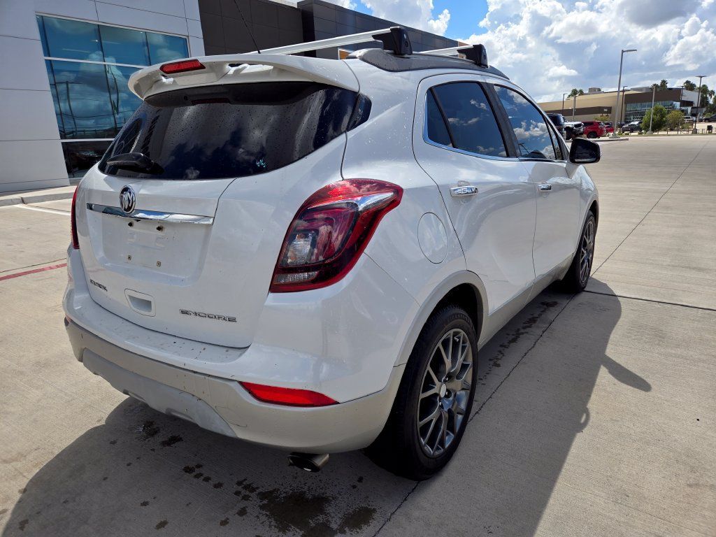 Used 2018 Buick Encore Sport Touring FWD image 3