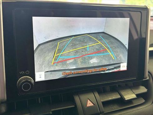 Certified 2024 Toyota RAV4 XLE w/ Convenience Package FWD image 27