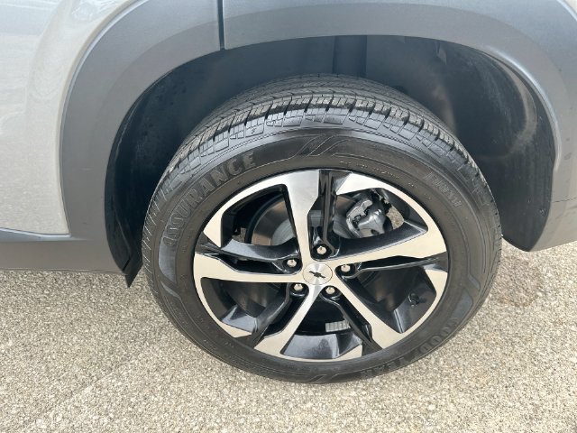 Used 2024 Chevrolet Trax RS FWD image 50