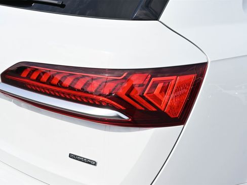 Certified 2023 Audi Q7 2.0T Premium w/ Convenience Package image 19