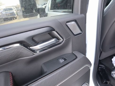 Certified 2024 GMC Sierra 2500 AT4X image 13