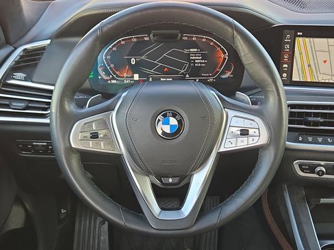 Used 2022 BMW X7 xDrive40i w/ Executive Package image 21