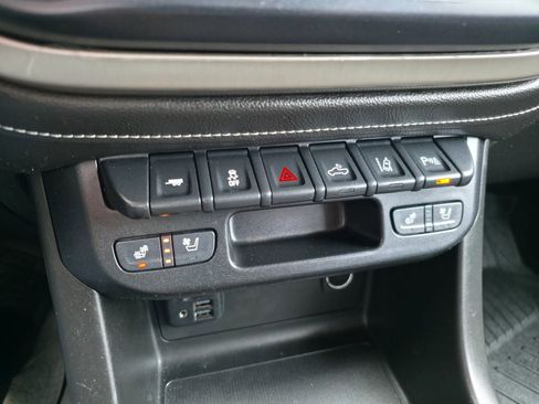 Used 2019 GMC Canyon Denali image 27