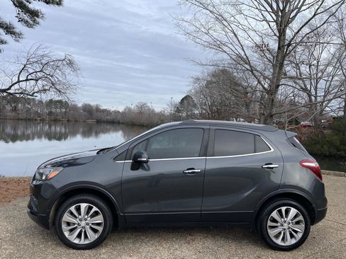 Used 2018 Buick Encore Preferred image 10