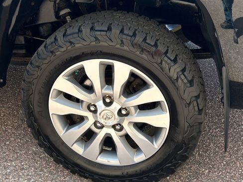 Used 2015 Toyota Tundra Limited w/ Limited Premium Package image 14